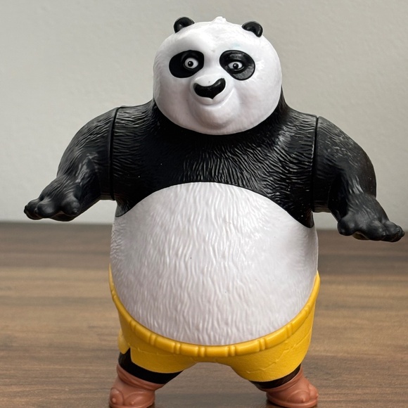 KUNG FU PANDA 4 PO Burger King Meal Action Figure Posable Toy 2024 Cake Topper - Picture 1 of 7